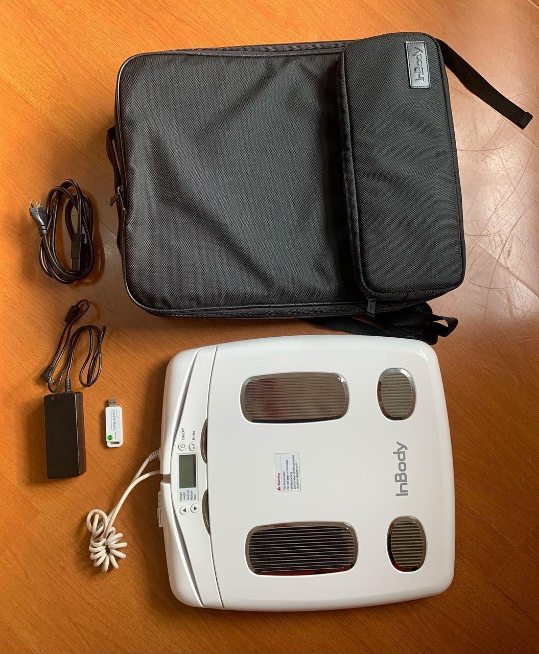 InBody 120 — Analisador de Composição Corporal com maleta e acessórios